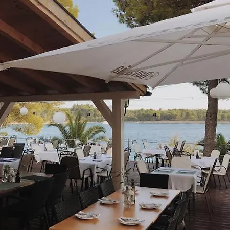 Üdülőközpont Illyrian 4*