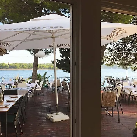Illyrian 4* Milna (Brac)