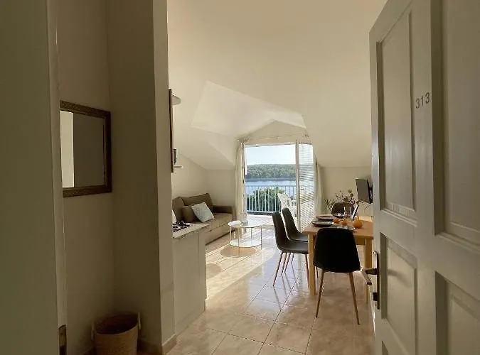 Illyrian 4* Milna (Brac)